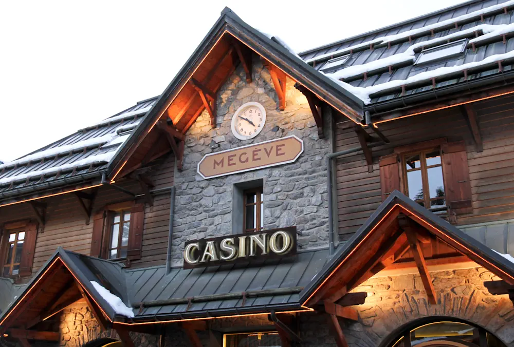 Front of Stelsia Casino Megève