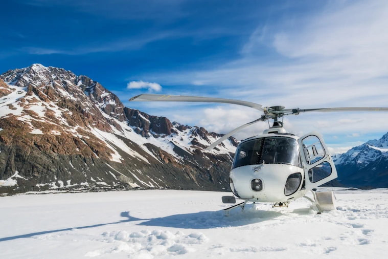 Helicopter - pretty white on pretty snow